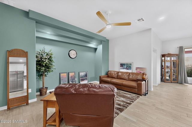 6114 Golden Echo Place, Las Cruces, NM 88012