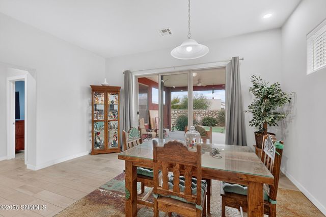 6114 Golden Echo Place, Las Cruces, NM 88012