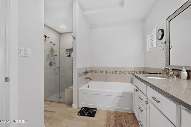 6114 Golden Echo Place, Las Cruces, NM 88012