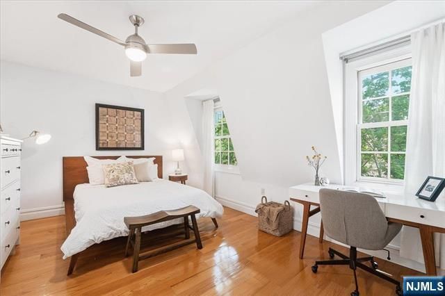 247 2nd Street 3, Jersey City, NJ 07302