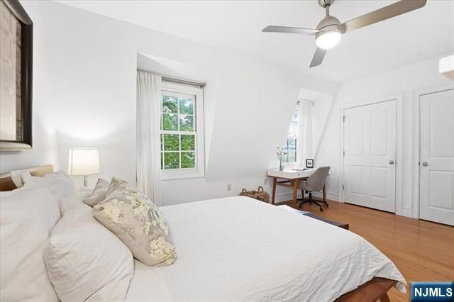 247 2nd Street 3, Jersey City, NJ 07302