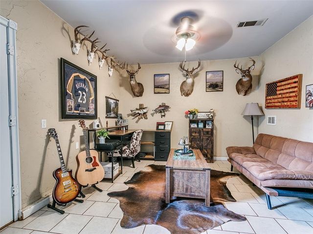 3200 Birch Lane, Edmond, OK 73034