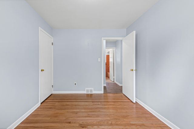 15370 Deering Street, Livonia City, MI 48154