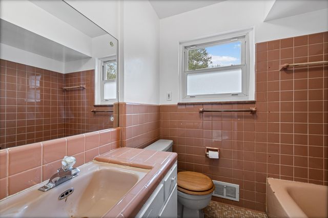 15370 Deering Street, Livonia City, MI 48154