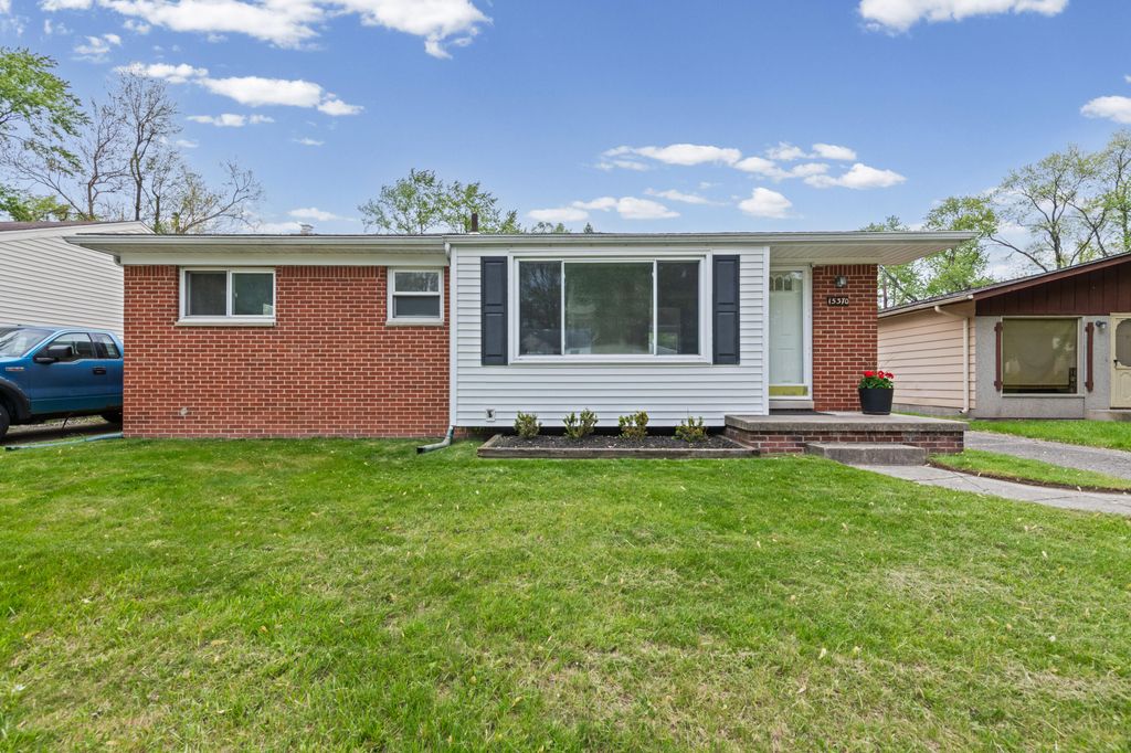 15370 Deering Street, Livonia City, MI 48154