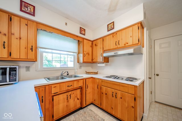 2419 Melody Lane, Anderson, IN 46012