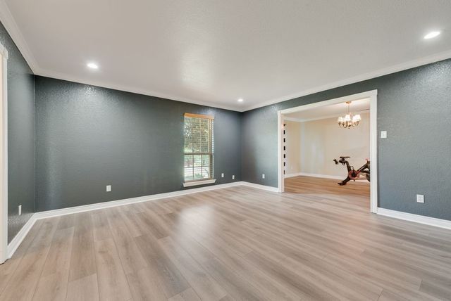 912 Summer Hill Lane, Red Oak, TX 75154