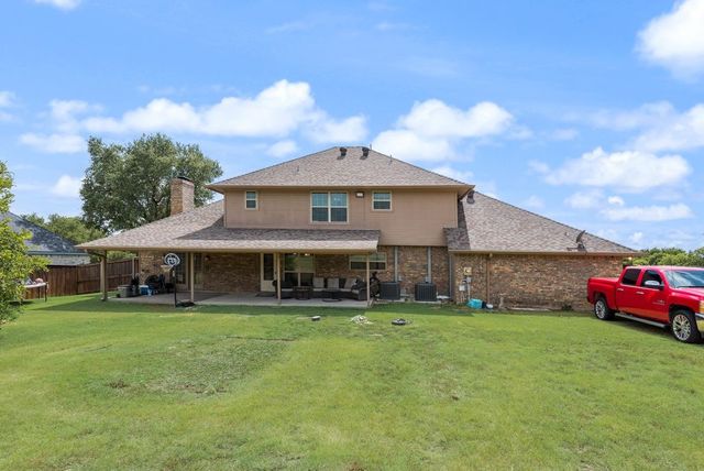 912 Summer Hill Lane, Red Oak, TX 75154