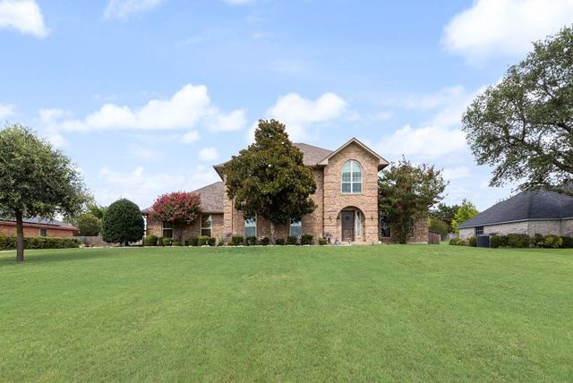 912 Summer Hill Lane, Red Oak, TX 75154