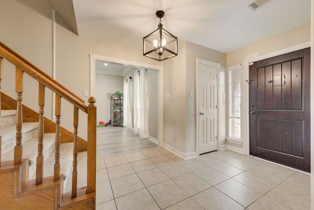 912 Summer Hill Lane, Red Oak, TX 75154