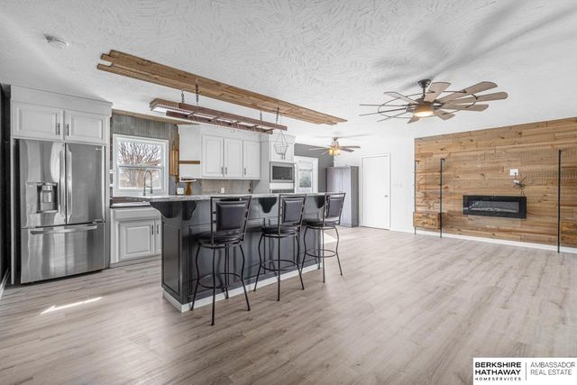 4236 Pacific Avenue, Fremont, NE 68025