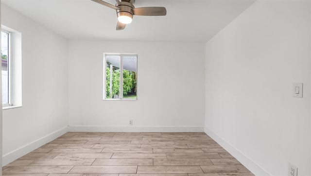 218 GLOUCHESTER Street, Boca Raton, FL 33487