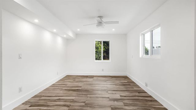 218 GLOUCHESTER Street, Boca Raton, FL 33487