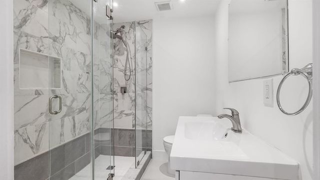 218 GLOUCHESTER Street, Boca Raton, FL 33487