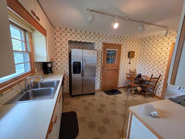 6308 Ewing Avenue S, Edina, MN 55410