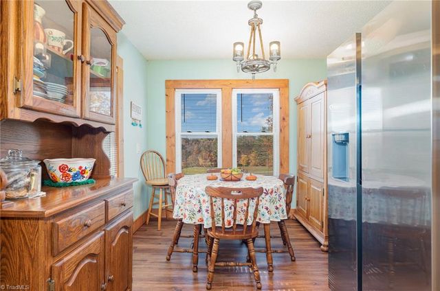 3959 Red Brush Road, Mount Airy, NC 27030