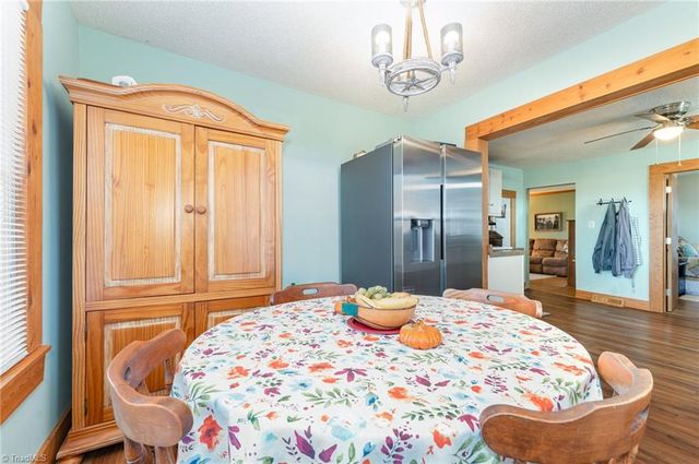 3959 Red Brush Road, Mount Airy, NC 27030