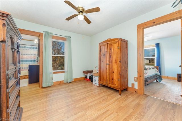 3959 Red Brush Road, Mount Airy, NC 27030