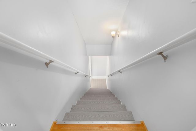 63 Creek View Court, Gray, TN 37615