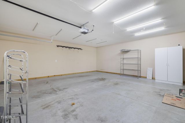 63 Creek View Court, Gray, TN 37615