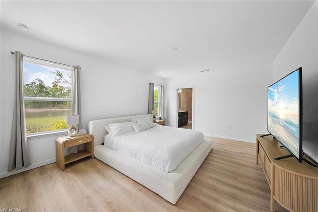 3278 Birchin Lane, Fort Myers, FL 33916