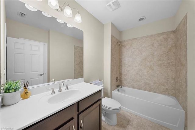 3278 Birchin Lane, Fort Myers, FL 33916