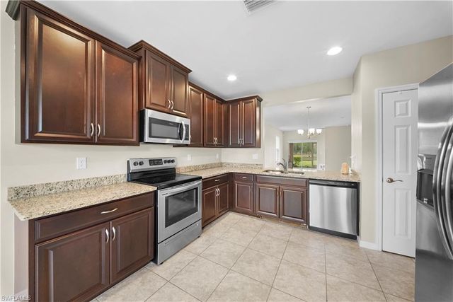 3278 Birchin Lane, Fort Myers, FL 33916