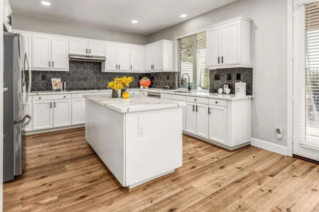 5345 Village Drive, Oceanside, CA 92057