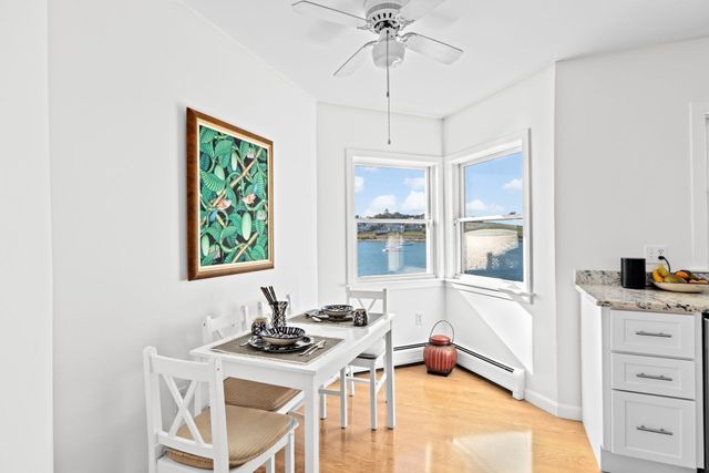 1 Marina Dr 1, Hull, MA 02045