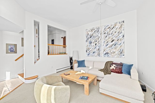 1 Marina Dr 1, Hull, MA 02045