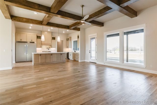 21655 E 112th Street S, Broken Arrow, OK 74014