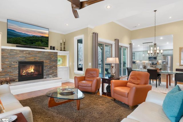 6 Goldeneye Court, Landrum, SC 29356