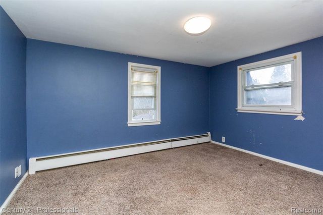 27501 Milton Avenue, Warren, MI 48092