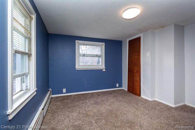 27501 Milton Avenue, Warren, MI 48092