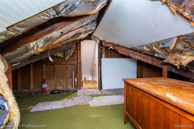 27501 Milton Avenue, Warren, MI 48092