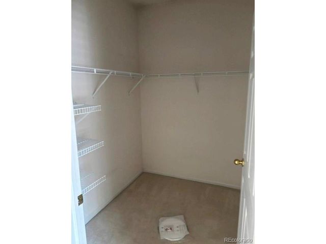 847 S Evanston Cir, Aurora, CO 80012