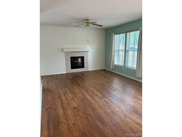 847 S Evanston Cir, Aurora, CO 80012
