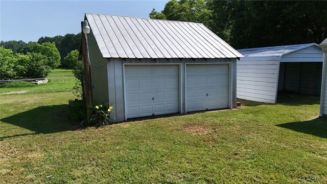 6010 Courthouse Rd, Prince George, VA 23875