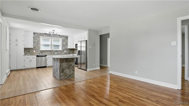 6010 Courthouse Rd, Prince George, VA 23875