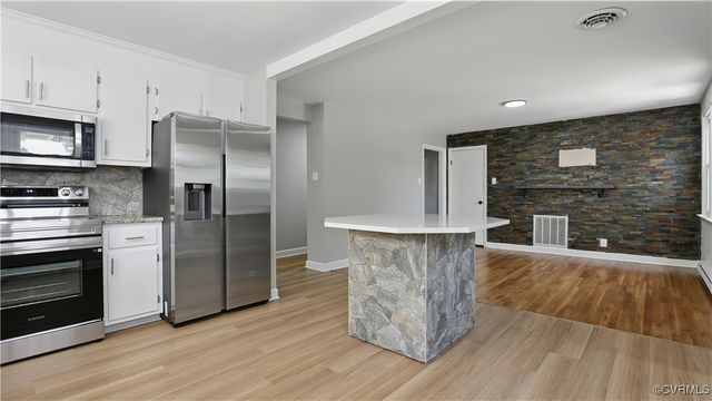 6010 Courthouse Rd, Prince George, VA 23875