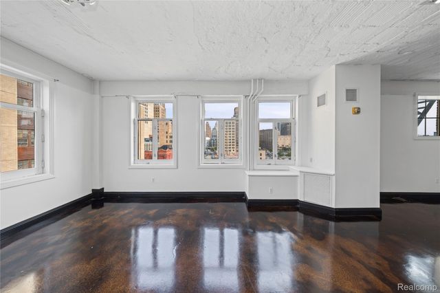 2233 Park Avenue 5C, Detroit, MI 48201
