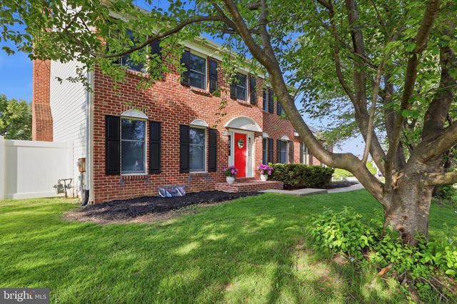 400 WHITE ROSE LN, York, PA 17402