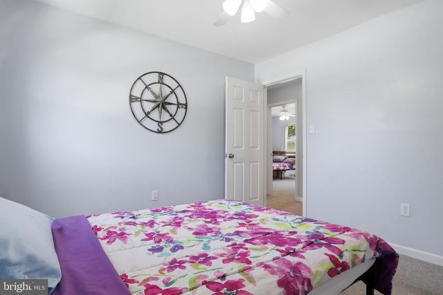 400 WHITE ROSE LN, York, PA 17402