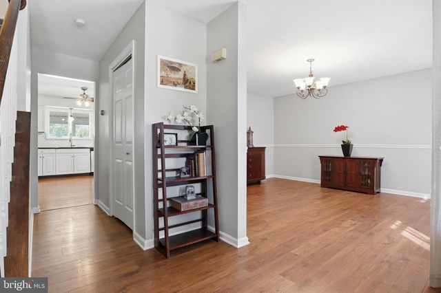 400 WHITE ROSE LN, York, PA 17402