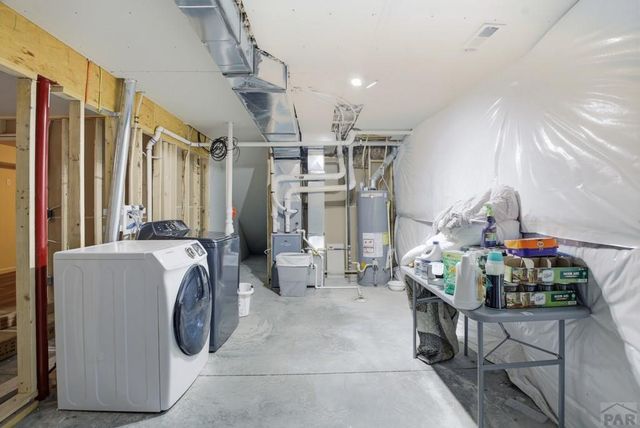 1107 N Kirkwood Dr, Pueblo, CO 81007