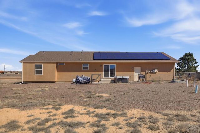 1107 N Kirkwood Dr, Pueblo, CO 81007