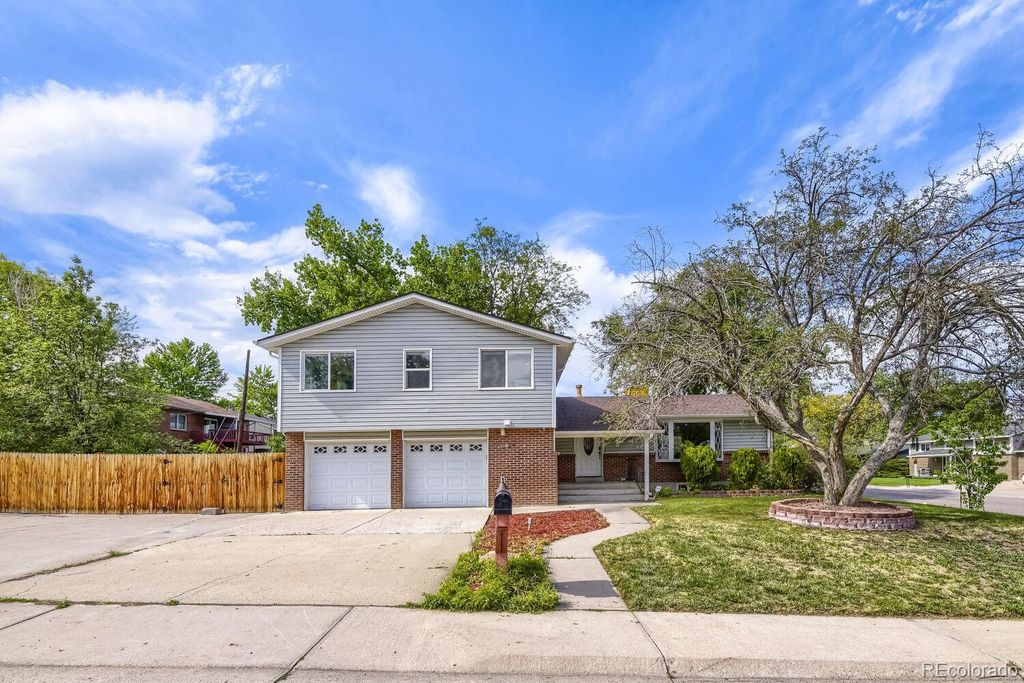 7047 W 62nd Place, Arvada, CO 80003