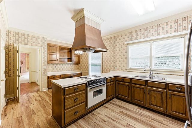3608 Maple Forge Lane, Gainesville, GA 30504
