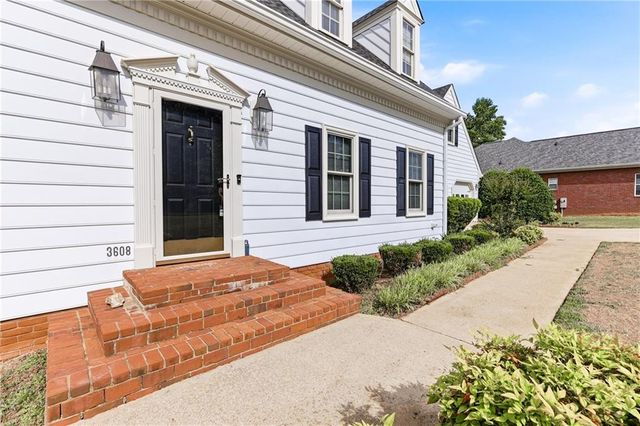 3608 Maple Forge Lane, Gainesville, GA 30504