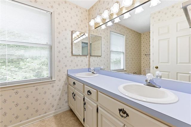 3608 Maple Forge Lane, Gainesville, GA 30504